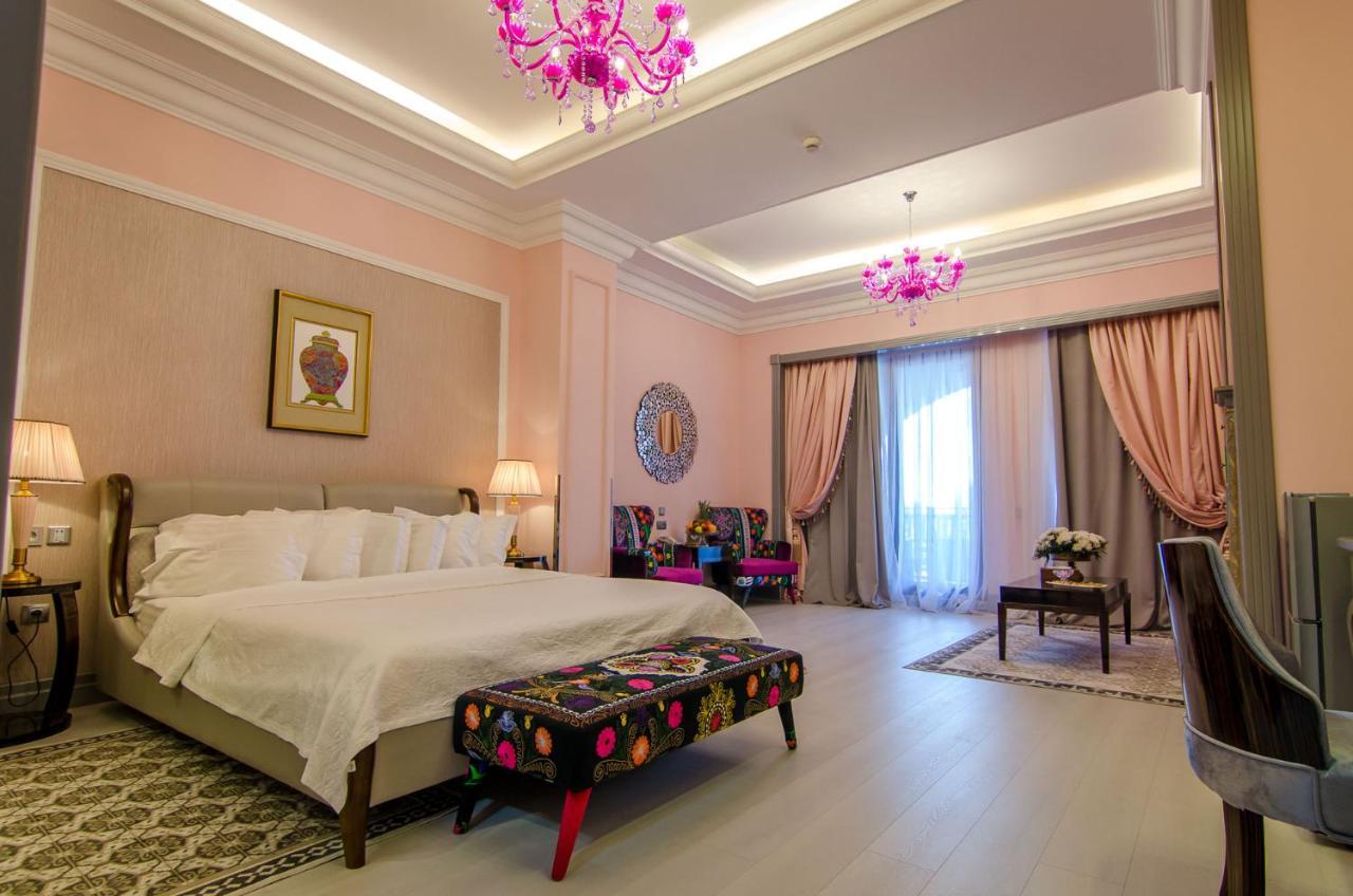Phoenicia Boutique Hotel & Casino - Adults Only Navodari Exterior photo