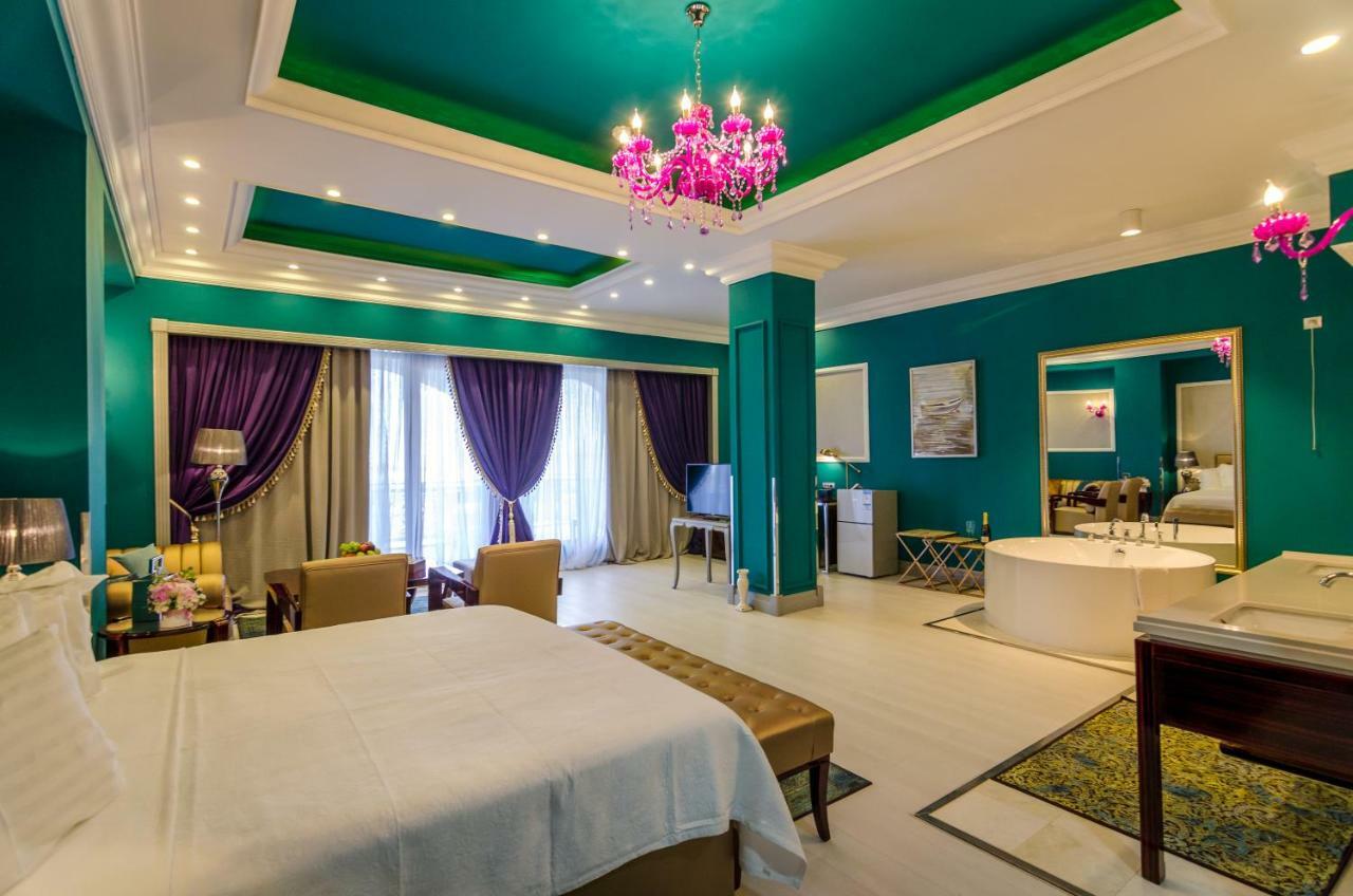 Phoenicia Boutique Hotel & Casino - Adults Only Navodari Exterior photo