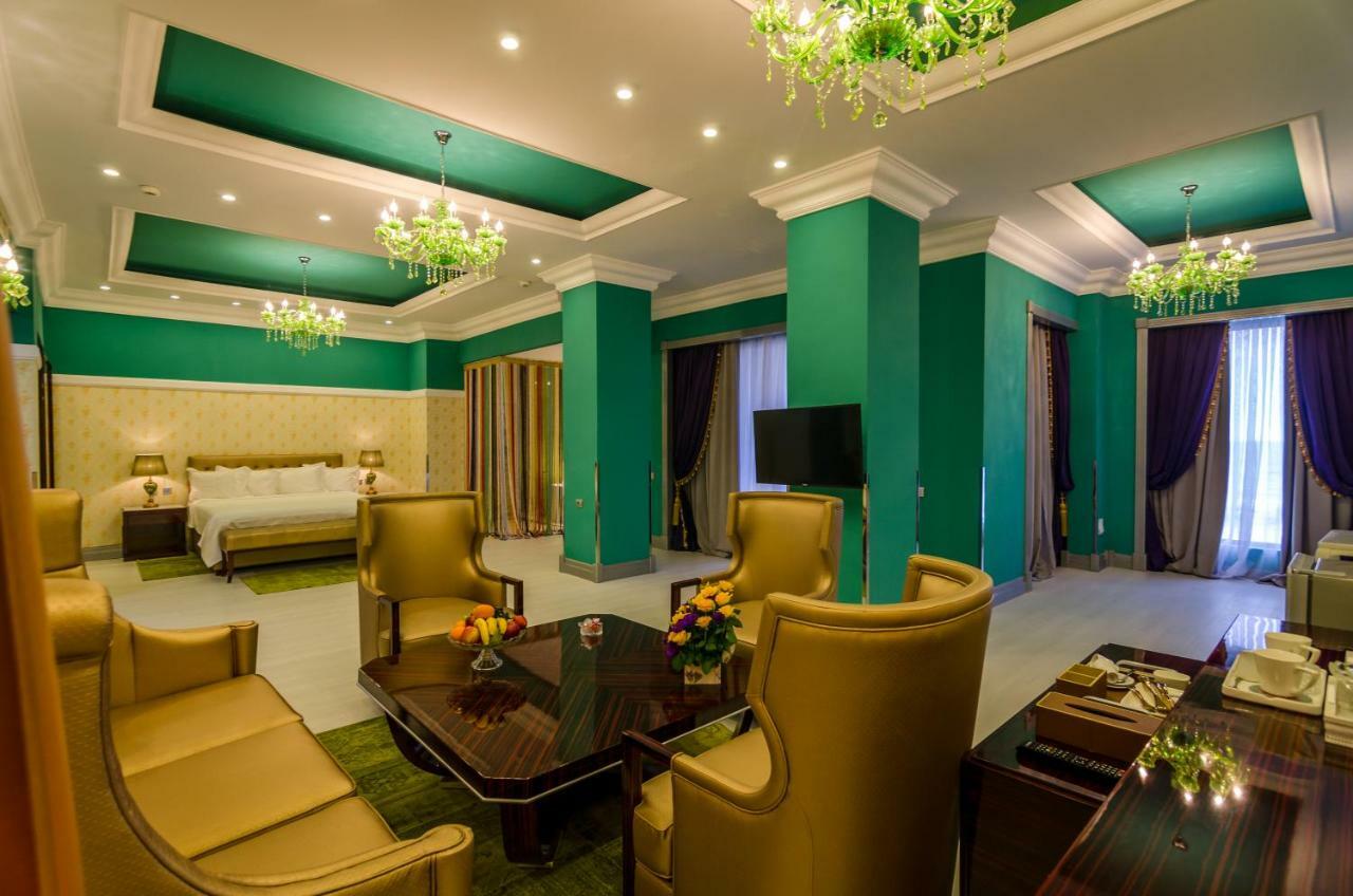 Phoenicia Boutique Hotel & Casino - Adults Only Navodari Exterior photo